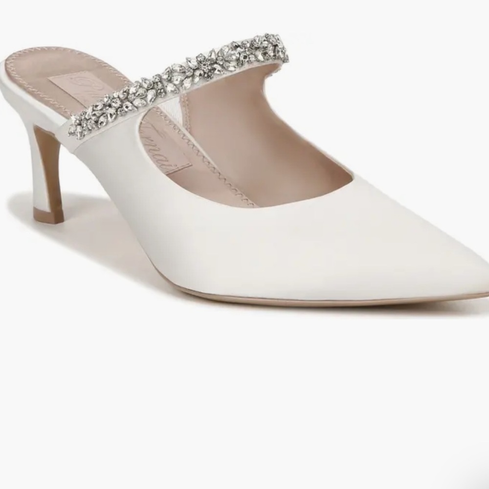 Naturalizer Pnina Tornai